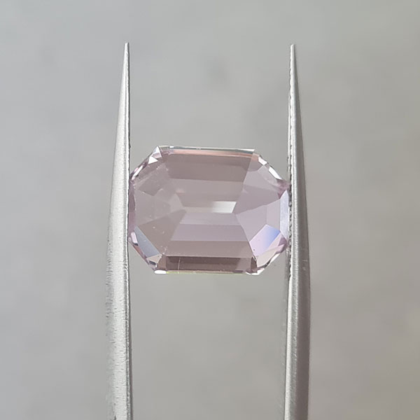 Кунцит 8.00ct
