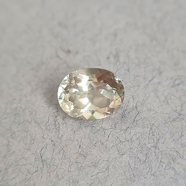 Султанит 2.68ct